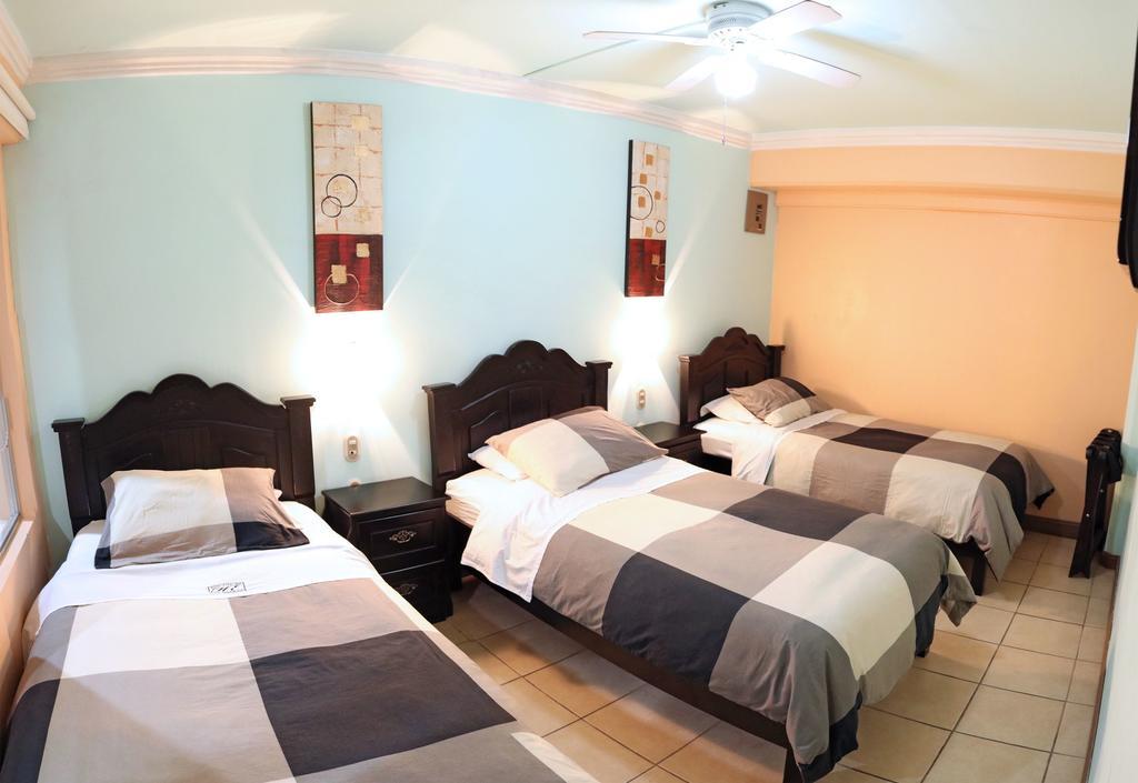 Hotel Eskalima Alajuela Екстериор снимка